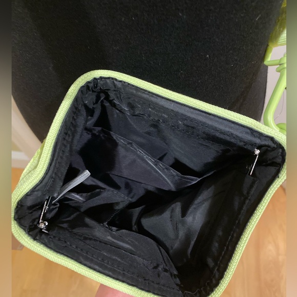 NEW WILD ONE Treat Pouch and Poop Bag Carrier 💩 💚 - Picture 3 of 11